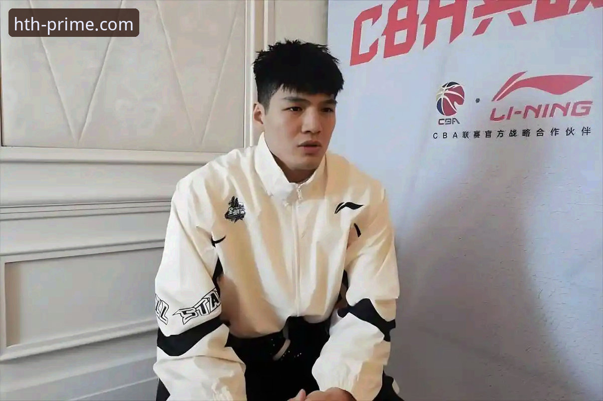 华体会体育平台推荐下载不了怎么办 揭秘CBA状元陈国豪“回避条款”升级:卡位战无法登场背后的商业博弈与行业规则